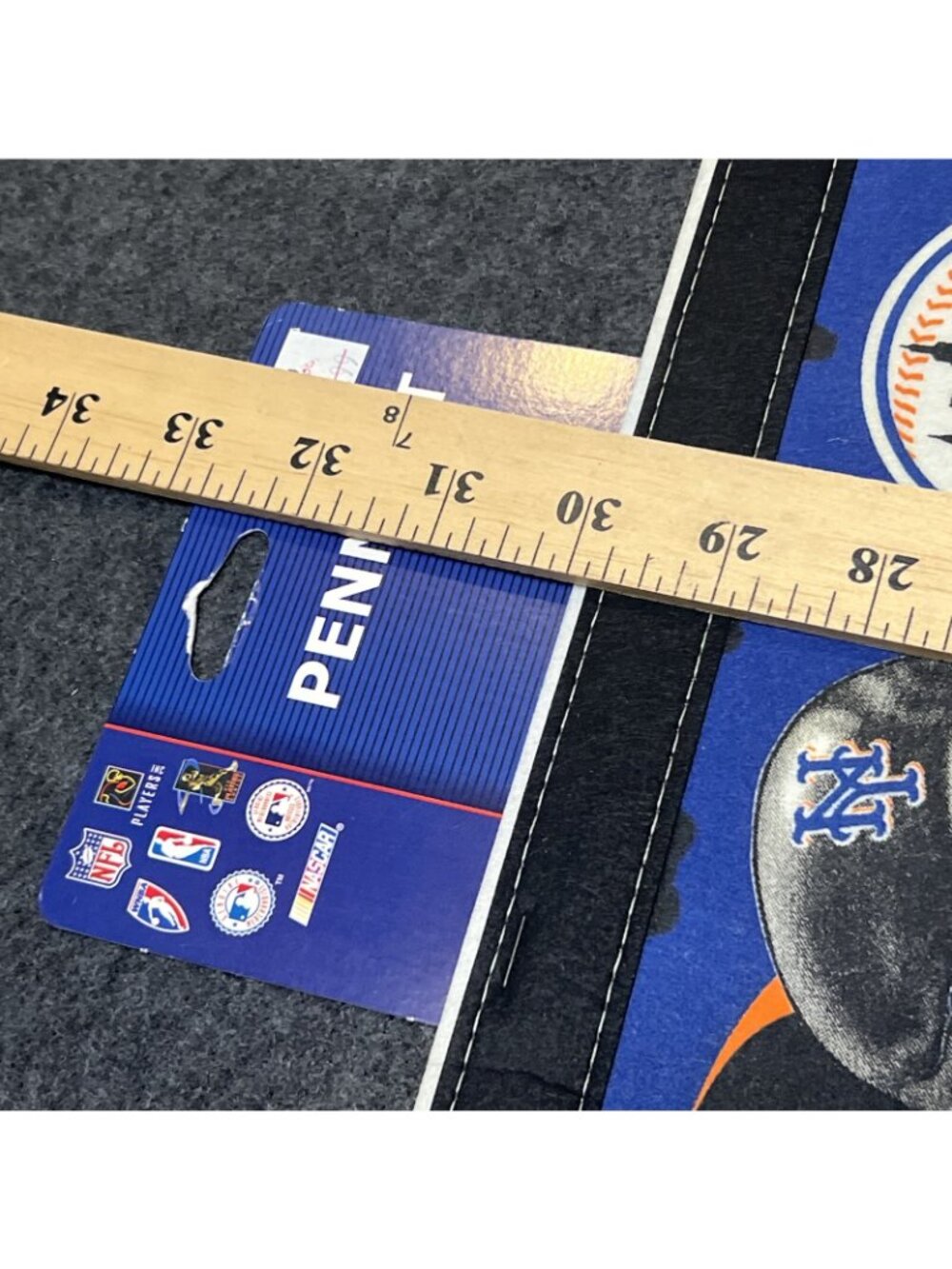 Mike Piazza New York Mets Pennant NY MLB Full Size Vintage 2001 Wincraft NWT - Picture 11 of 11